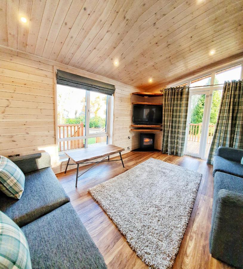 Skyline Lodge Loch Lomond Castle Lodges Balloch Ngoại thất bức ảnh